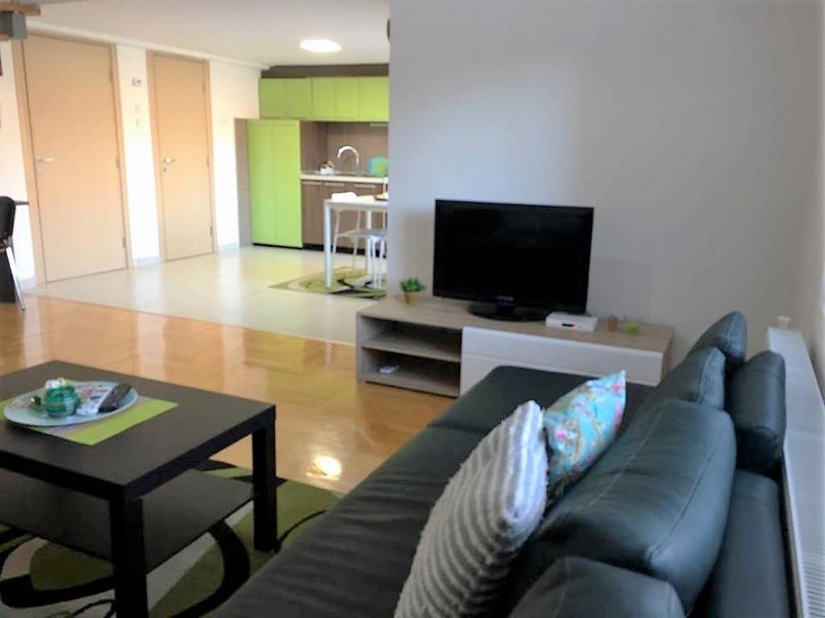 Regina'S Apartments สโกเปีย ภายนอก รูปภาพ