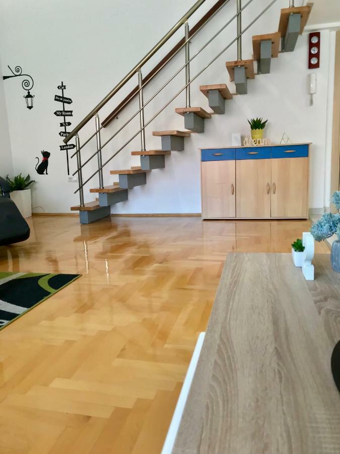 Regina'S Apartments สโกเปีย ภายนอก รูปภาพ